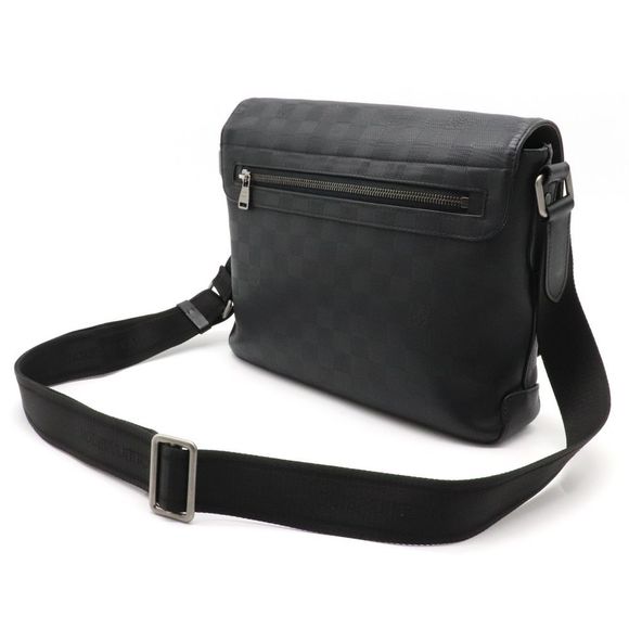 Louis Vuitton District PM Shoulder Bag Damier Infini Onyx Black - Picture 2 of 8